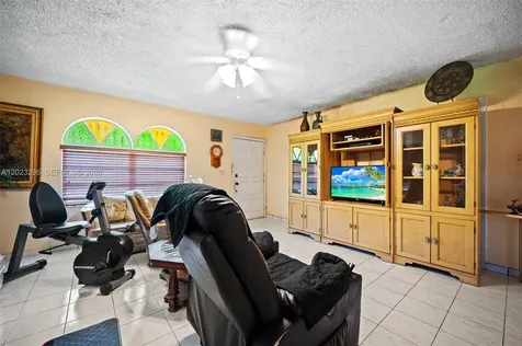 1792 SW 11th Street Miami FL 33135