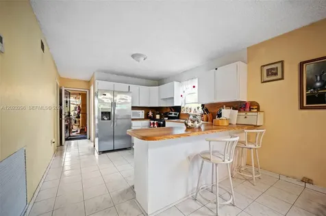 1792 SW 11th Street Miami FL 33135