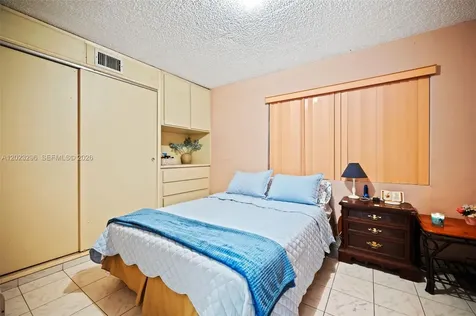 1792 SW 11th Street Miami FL 33135