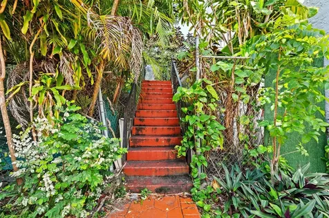 1792 SW 11th Street Miami FL 33135