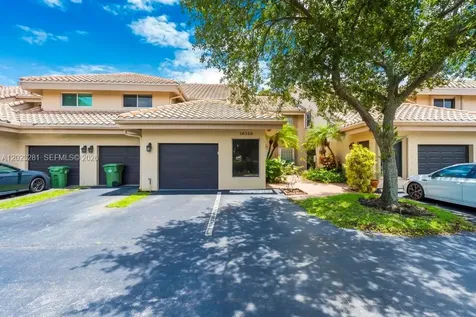 16320 Malibu Drive Weston FL 33326