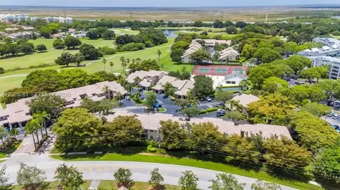 16320 Malibu Drive Weston FL 33326