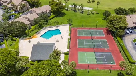 16320 Malibu Drive Weston FL 33326