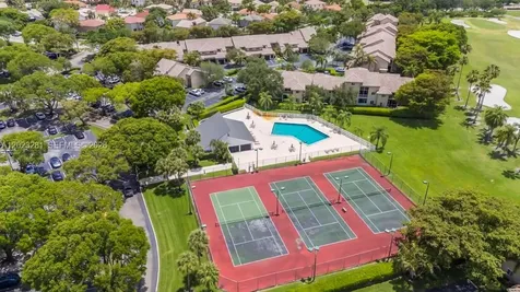 16320 Malibu Drive Weston FL 33326