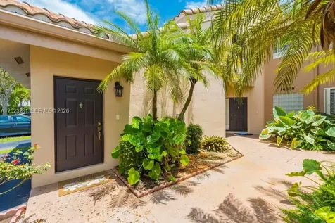 16320 Malibu Drive Weston FL 33326