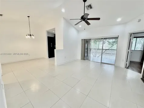 16320 Malibu Drive Weston FL 33326