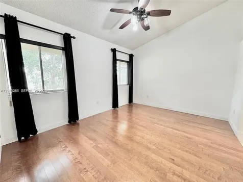 16320 Malibu Drive Weston FL 33326
