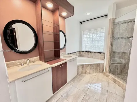 16320 Malibu Drive Weston FL 33326
