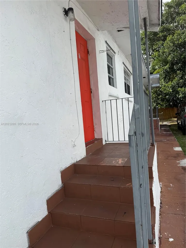 4871 W Flagler Street Miami FL 33134