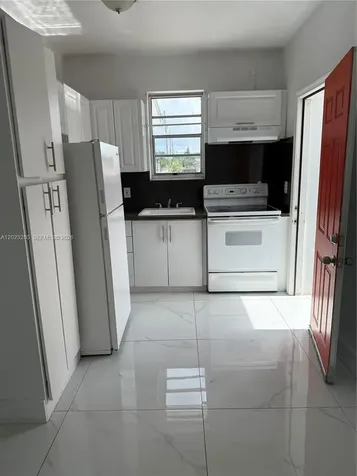 4871 W Flagler Street Miami FL 33134
