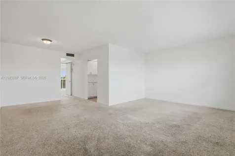 301 SW 135th Avenue Pembroke Pines FL 33027