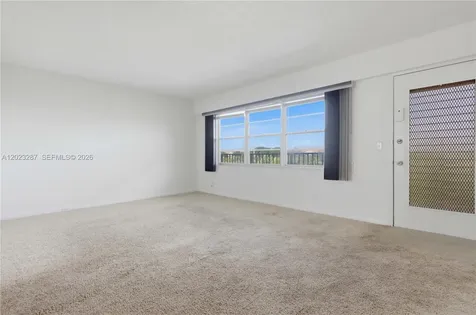 301 SW 135th Avenue Pembroke Pines FL 33027