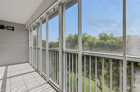 301 SW 135th Avenue Pembroke Pines FL 33027