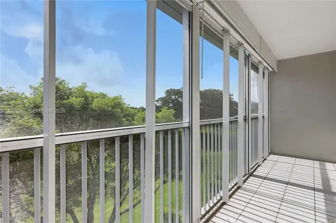 301 SW 135th Avenue Pembroke Pines FL 33027