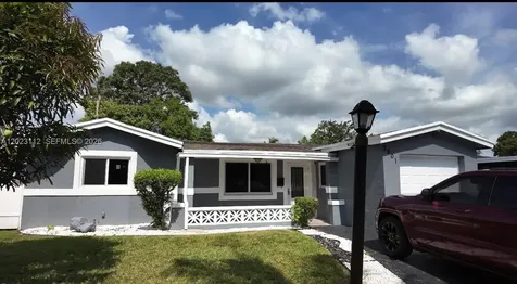 3601 NW 34th Avenue Lauderdale Lakes FL 33309