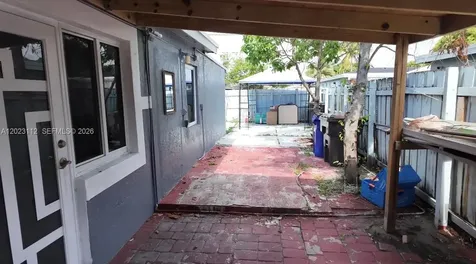 3601 NW 34th Avenue Lauderdale Lakes FL 33309