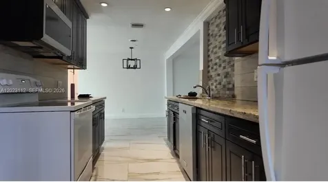 3601 NW 34th Avenue Lauderdale Lakes FL 33309
