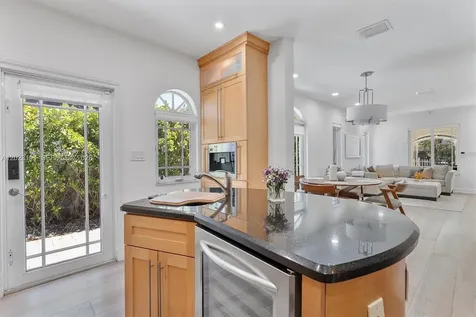 2231 SW 17th Street Miami FL 33145