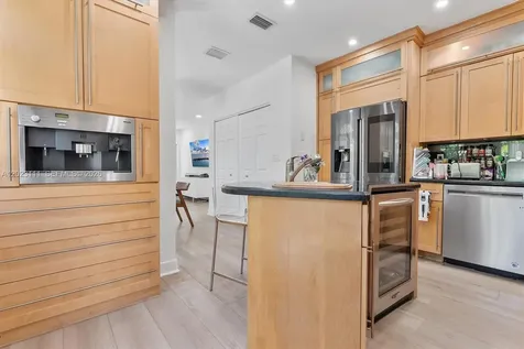 2231 SW 17th Street Miami FL 33145