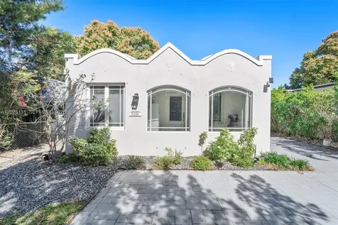 2231 SW 17th Street Miami FL 33145