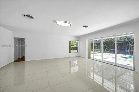 13100 SW 81st Avenue Pinecrest FL 33156