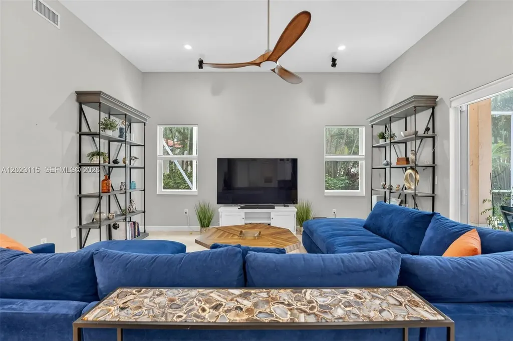 805 NW 124th Avenue Coral Springs FL 33071