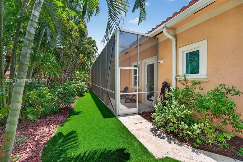 805 NW 124th Avenue Coral Springs FL 33071