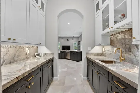 805 NW 124th Avenue Coral Springs FL 33071
