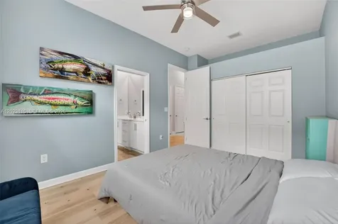 805 NW 124th Avenue Coral Springs FL 33071