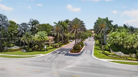 805 NW 124th Avenue Coral Springs FL 33071