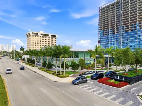1006 E Hallandale Beach Boulevard Hallandale Beach FL 33009