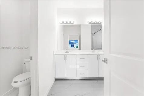 22555 SW 125th Avenue Miami FL 33170