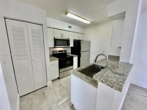 2880 N Oakland Forest Drive Oakland Park FL 33309