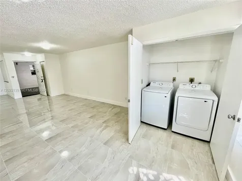 2880 N Oakland Forest Drive Oakland Park FL 33309