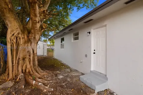 17875 SW 103rd Avenue Miami FL 33157