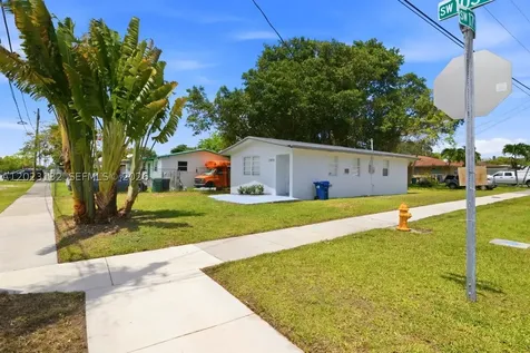 17875 SW 103rd Avenue Miami FL 33157