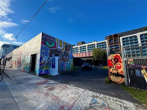 239 NW 26th Street Miami FL 33127