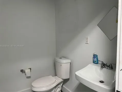 239 NW 26th Street Miami FL 33127
