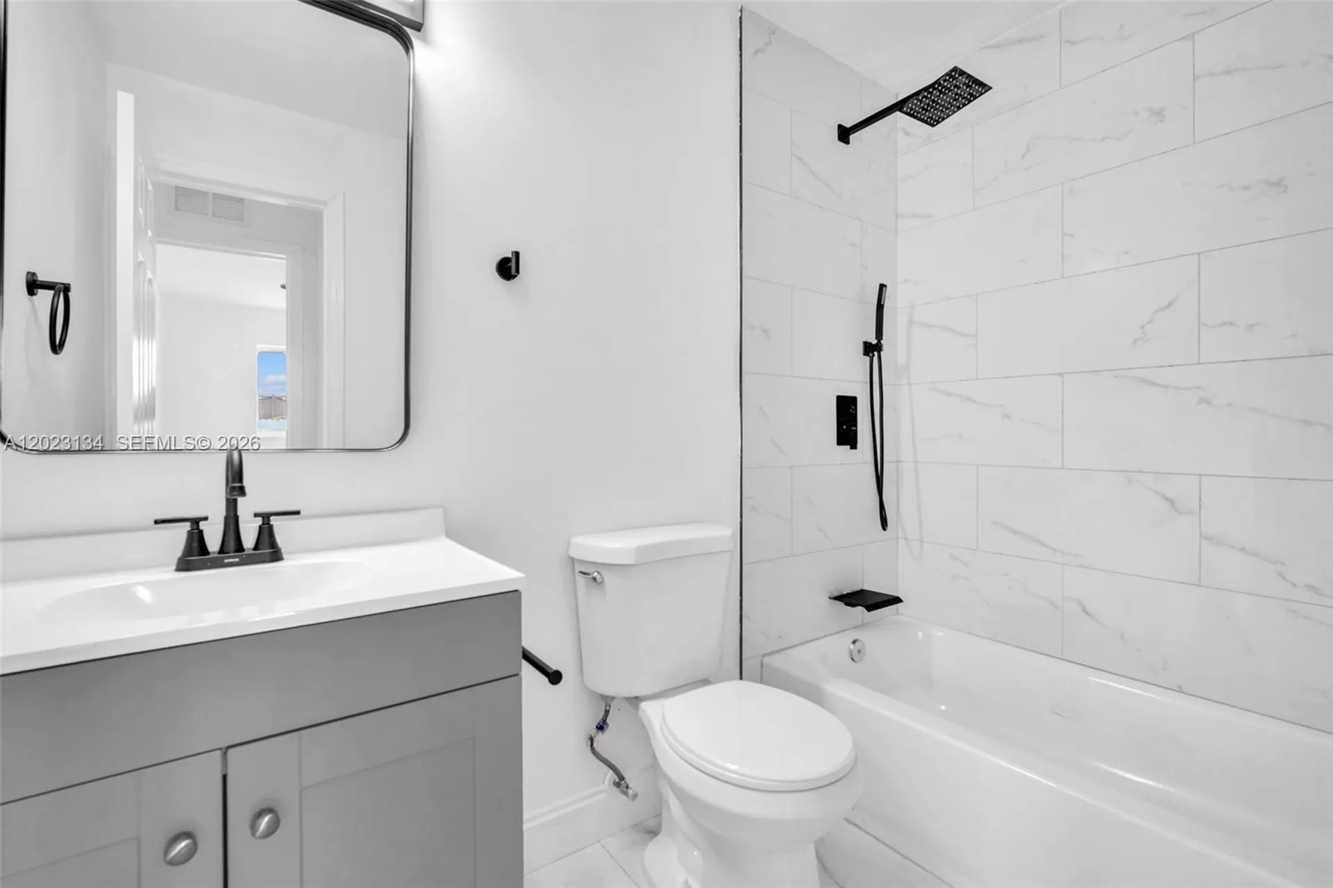 2572 NW 20th Street Fort Lauderdale FL 33311