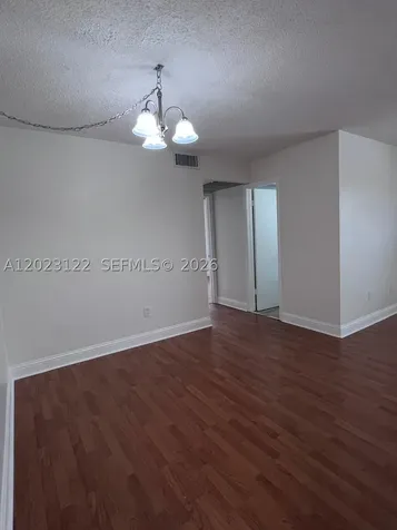 2570 W 67th Place Hialeah FL 33016
