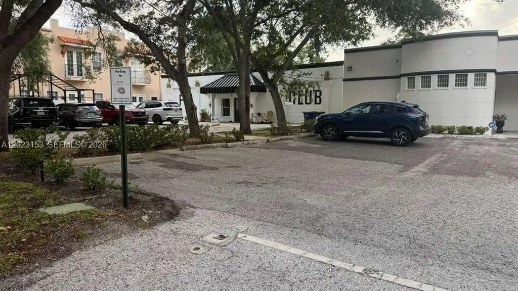 608 S Tampania Other City - In The State Of Florida FL 33609