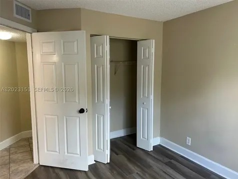 301 SW 86th Avenue Pembroke Pines FL 33025