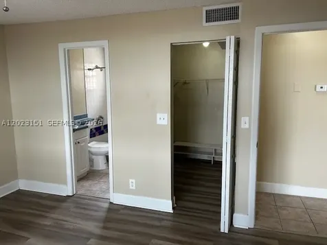301 SW 86th Avenue Pembroke Pines FL 33025
