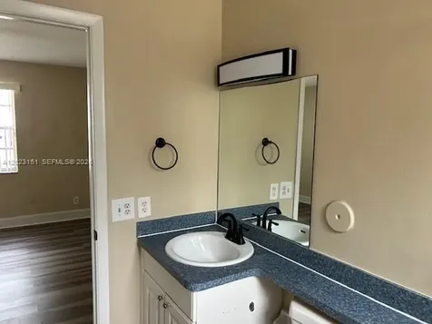 301 SW 86th Avenue Pembroke Pines FL 33025