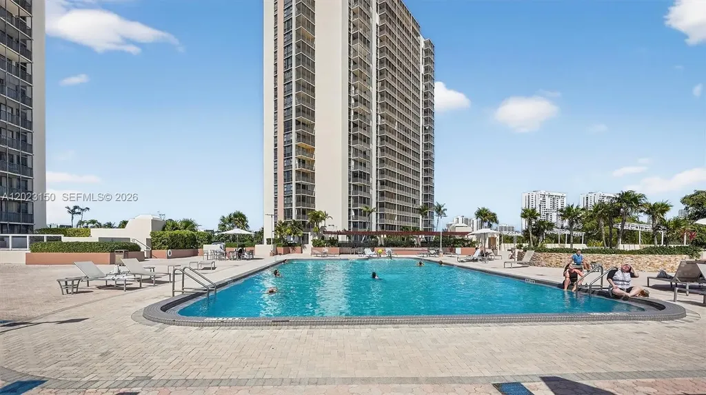 20335 W Country Club Drive Aventura FL 33180