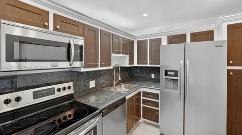 20335 W Country Club Drive Aventura FL 33180