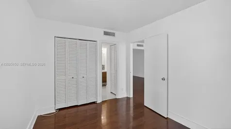 20335 W Country Club Drive Aventura FL 33180