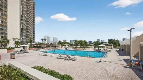 20335 W Country Club Drive Aventura FL 33180