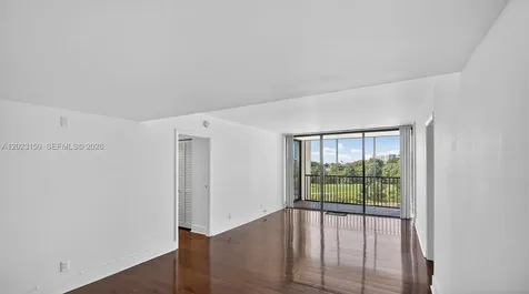 20335 W Country Club Drive Aventura FL 33180