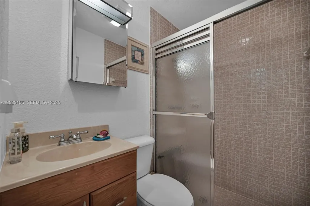 330 Briarwood Circle Hollywood FL 33024